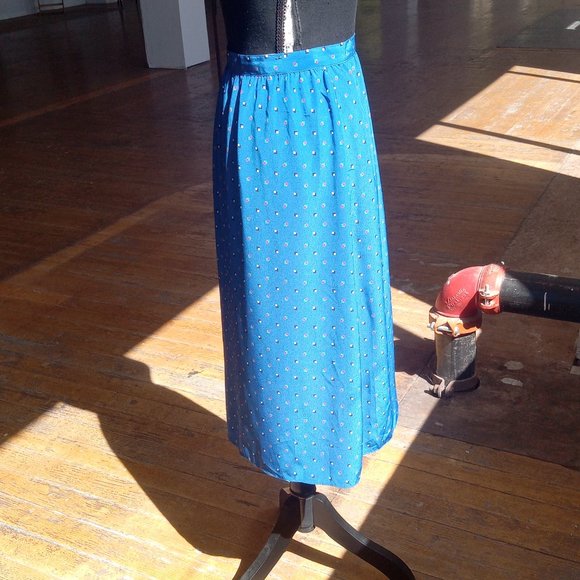 Vintage Blue Skirt - Picture 6 of 6
